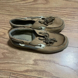 Sperry Boat Shoes 5.5